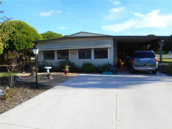 750 Royal Palm Ave, Lady Lake, FL 32159