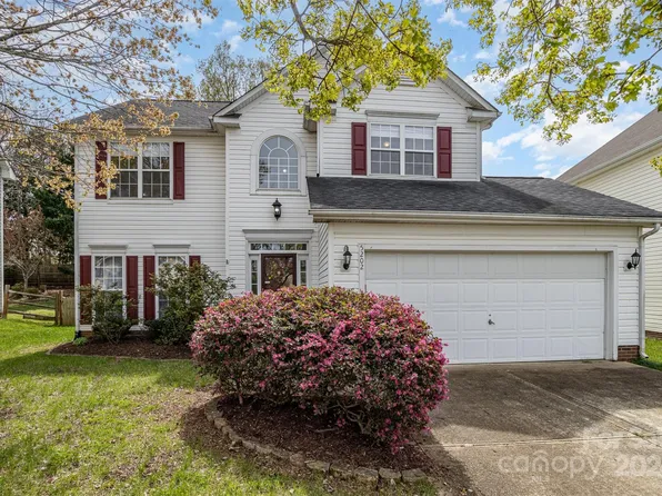 5202 Bentgrass Run Dr, Charlotte, NC 28269
