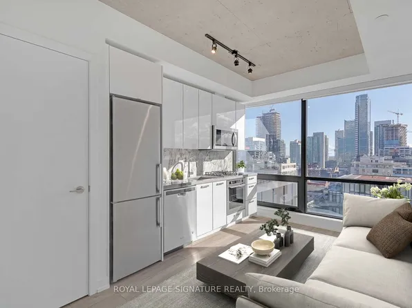 458 Richmond St W, Toronto, ON