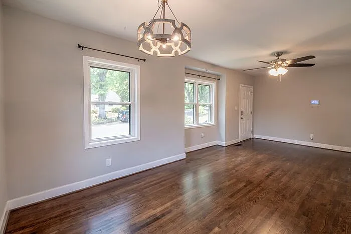 2520 Brentwood Pl — Photo 10