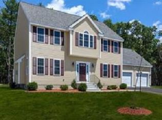 8 Pond View Cir, Shirley, MA 01464
