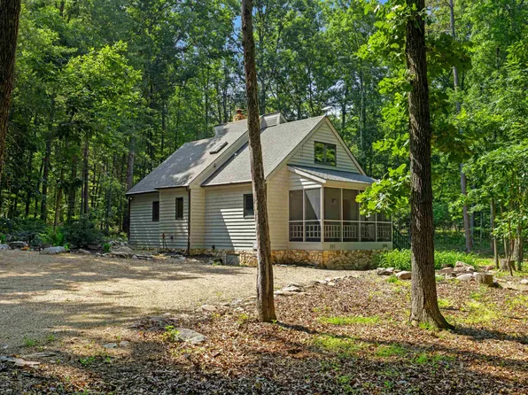3836 Big Run Dr, Elkton, VA 22827