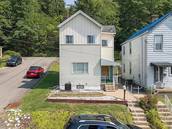 134 Blackmore St, Pittsburgh, PA 15217