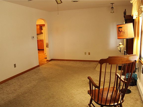 3rd image of 706 N Morgan St