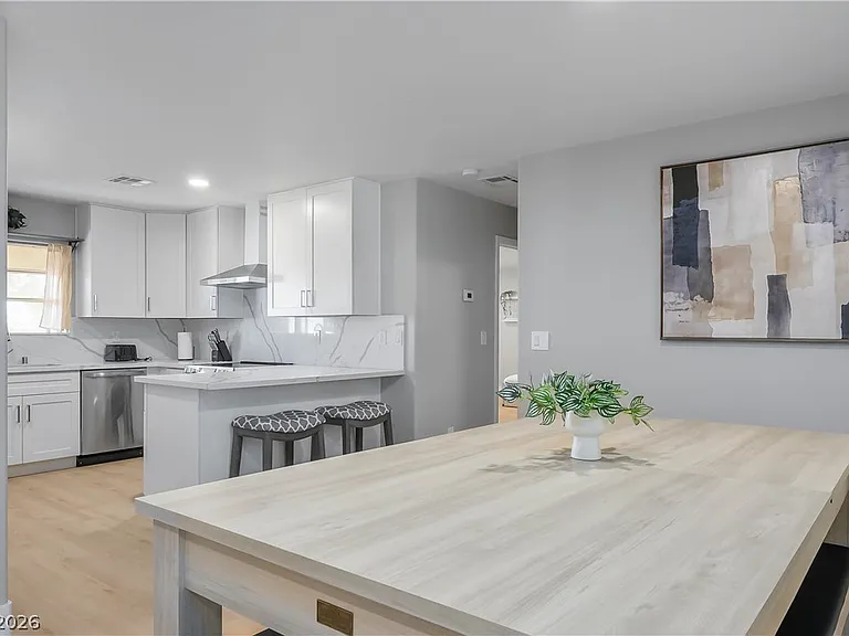 6990 W Richmar Ave — Photo 13