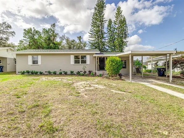 217 W Lake Ave, Auburndale, FL 33823