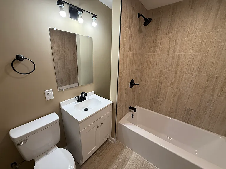 4114 Park Ave — Photo 7