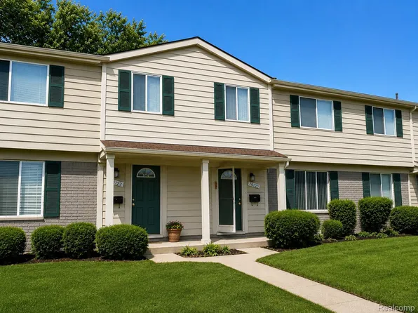 26120 Franklin Pointe Dr, Southfield, MI 48034