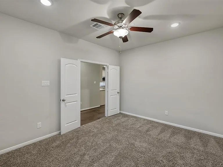 15331 Westland Gate Dr — Photo 4