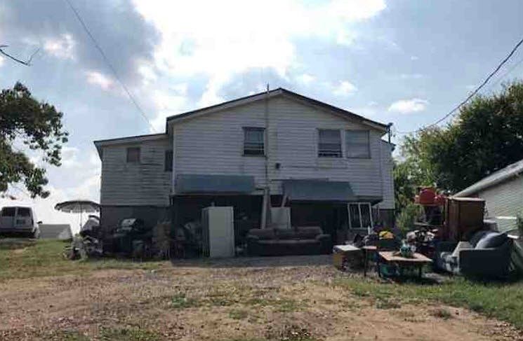 2nd image of 811 W Woodland Ave