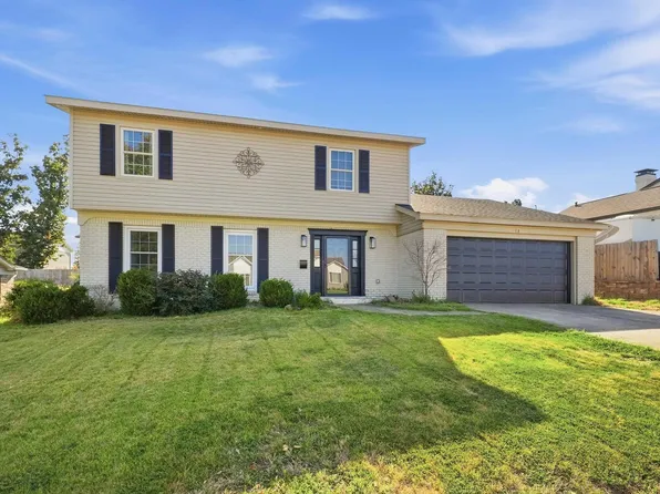 13 Coachlight Dr, Little Rock, AR 72227