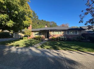 1936 Hidden Valley Dr, Santa Rosa, CA 95404