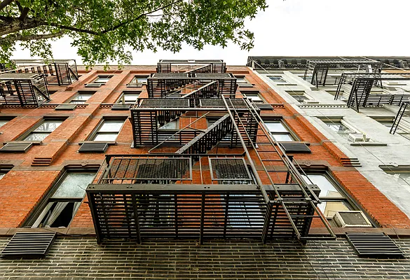 Rented by Modern Spaces | media 18