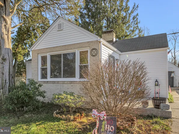 1 Eton Ct, Wilmington, DE 19805