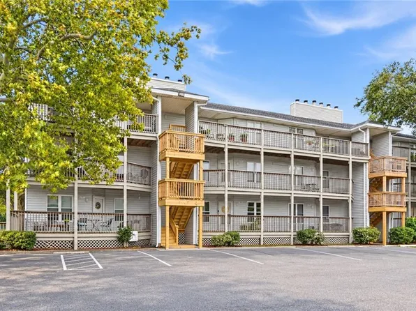 3113 Tidal Bay Ln, Virginia Beach, VA 23451