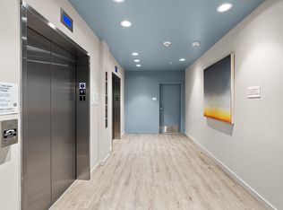 Hue Apartments, Redmond, WA 98052