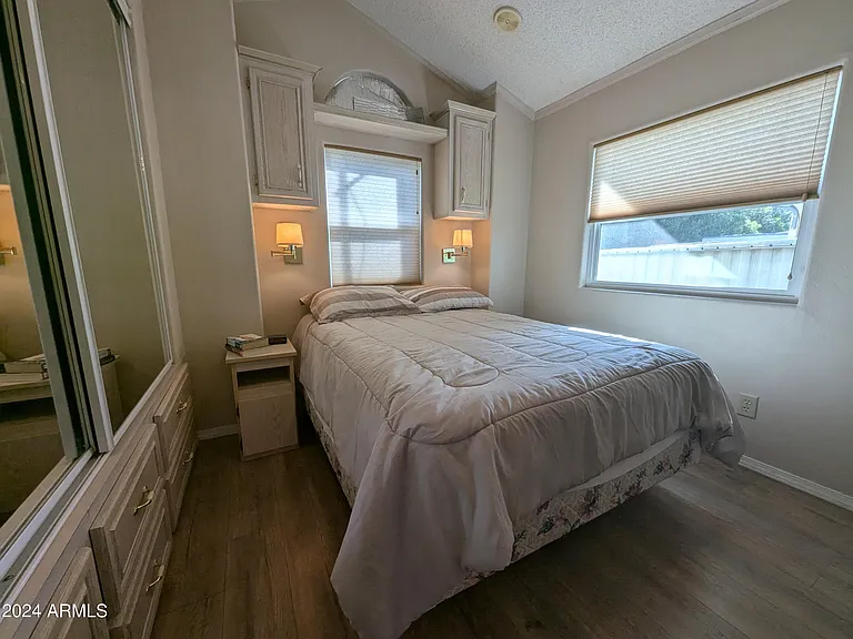215 E Palo Verde Ln — Photo 11