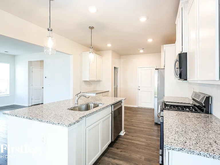 1100 Mission Hill Ln — Photo 6