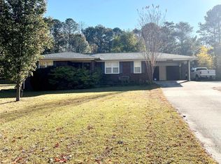 211 Windy Lake Rd, Bremen, GA 30110