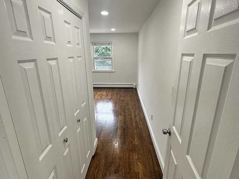188 Midland Ave #1A — Photo 12