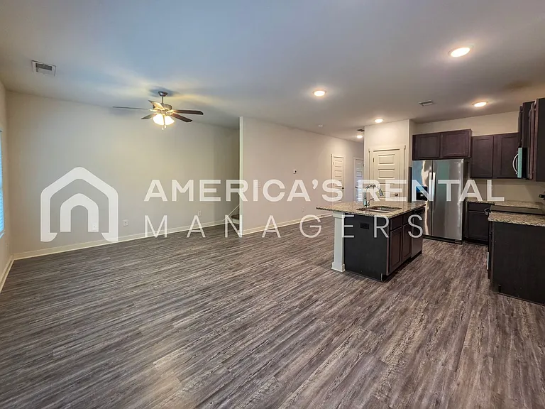 680 The Heights Ln — Photo 25