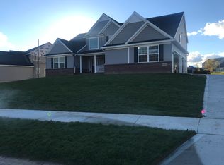 10493 River Edge Rd, Saline, MI 48176