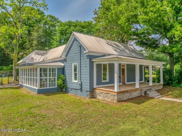 1128 Milstead Ave NE, Conyers, GA 30012