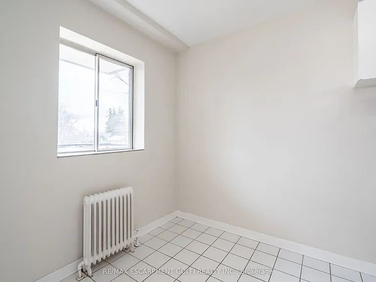 2433 1st St #9 — Photo 20