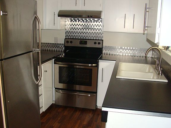 4th image of 3102-3108 Kauffman Ave #3102-B