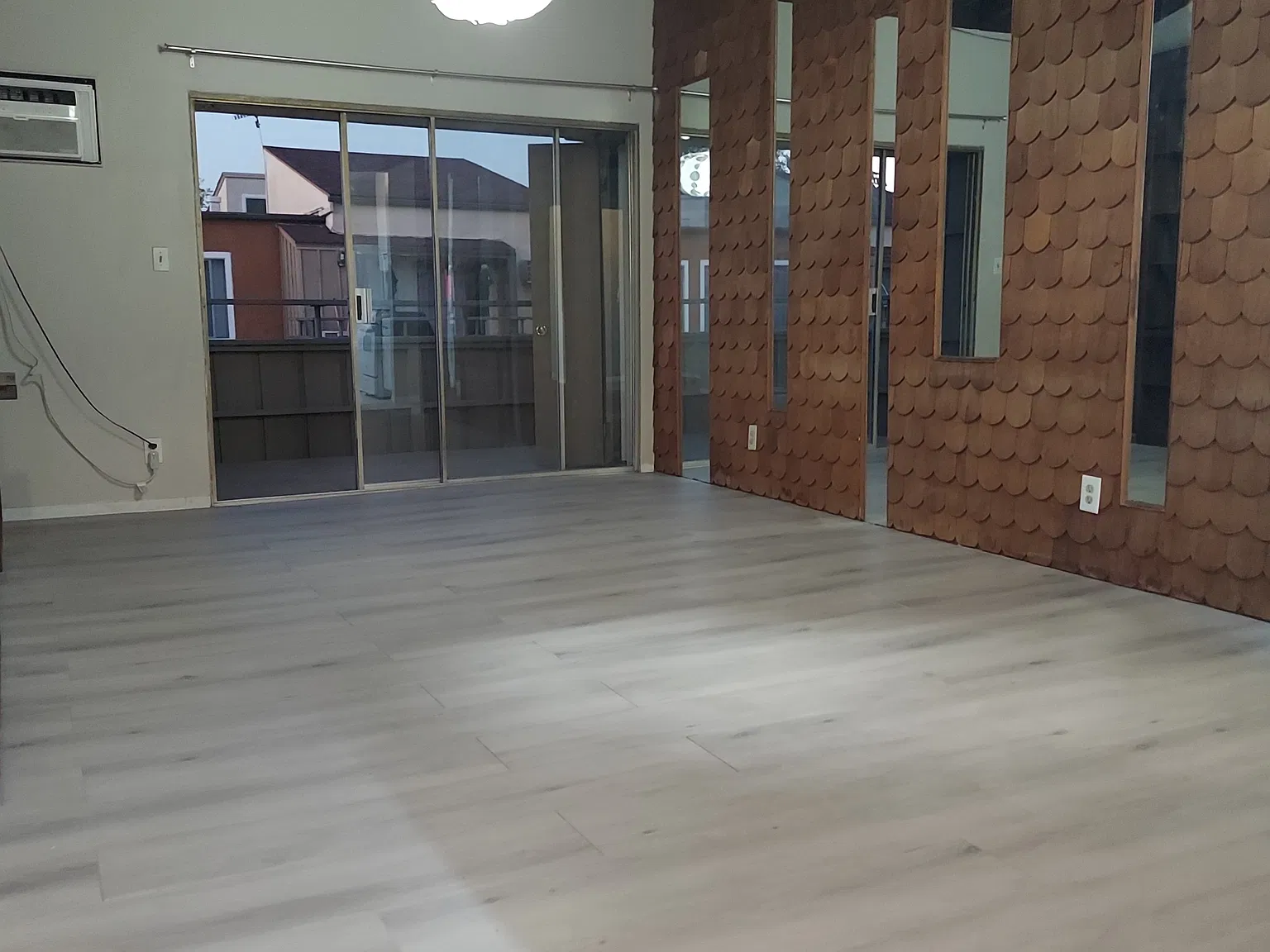 2 bed, 872 sqft, $2,650 — Photo 1