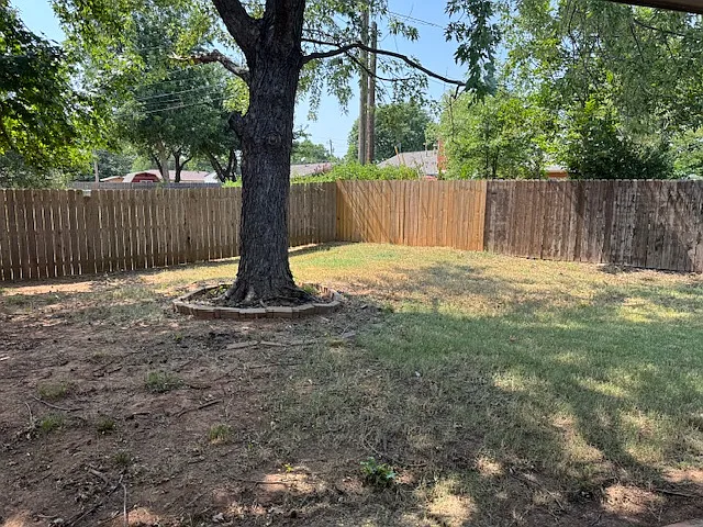2118 N Crescent Dr — Photo 22