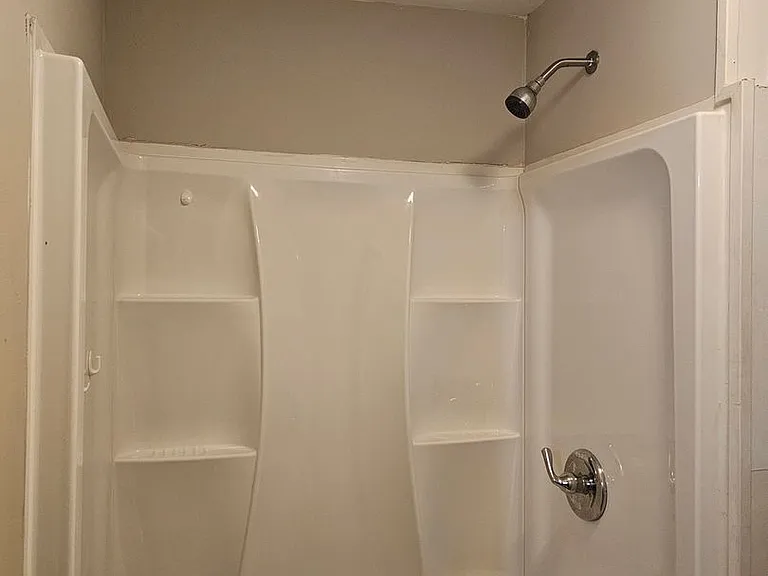 846 Wynnewood Rd — Photo 5
