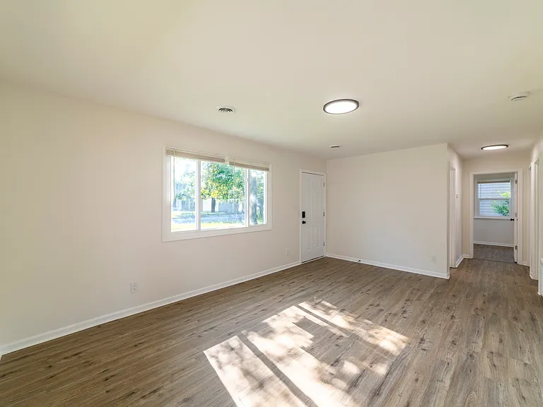 7552 Beech Ave — Photo 6