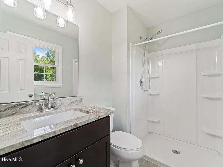 108 Quail Hollow Dr — Photo 18