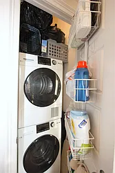 Rented by R New York