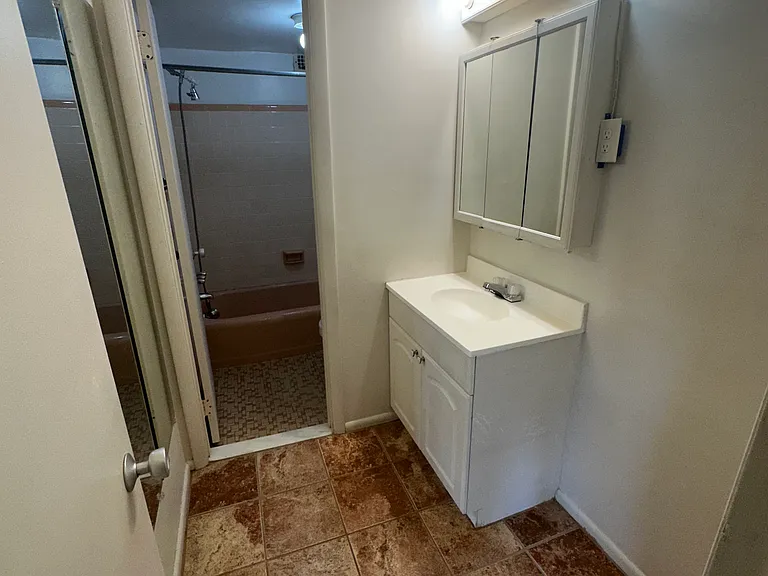 4401 Cherry Hill Rd #25 — Photo 7