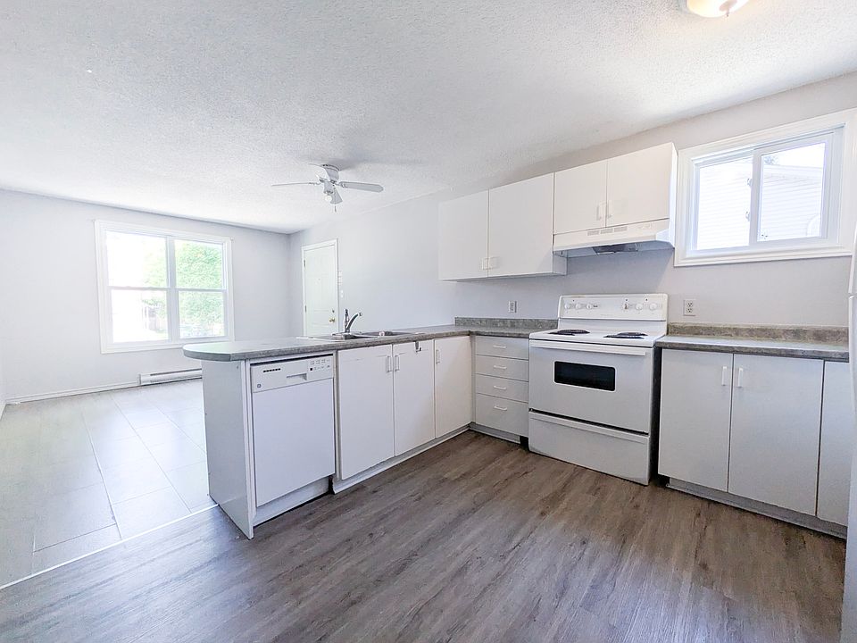 1st image of 32 Noecker St