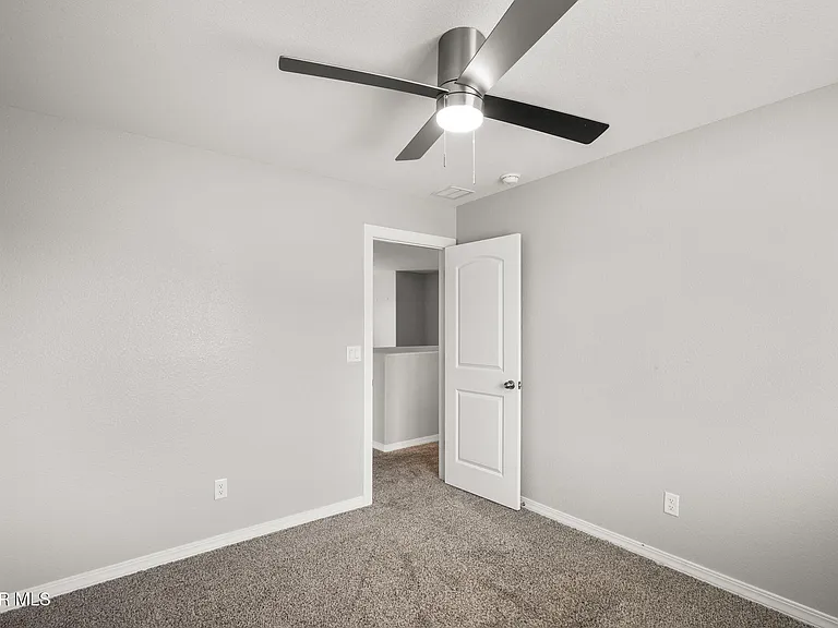 14760 Sam Garcia Ave — Photo 32