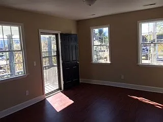 68 Nassau Street — Photo 3