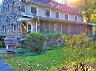 44 Garden Rd, Pompton Lakes, NJ 07442