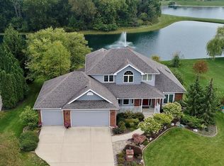 11912 Tillbury Cv, Fort Wayne, IN 46845