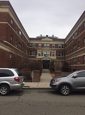 2nd image of 8 Walnut St APT 3