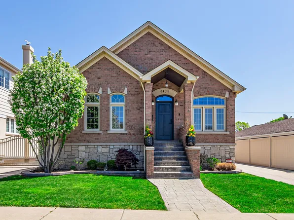 7517 N Odell Ave, Chicago, IL 60631