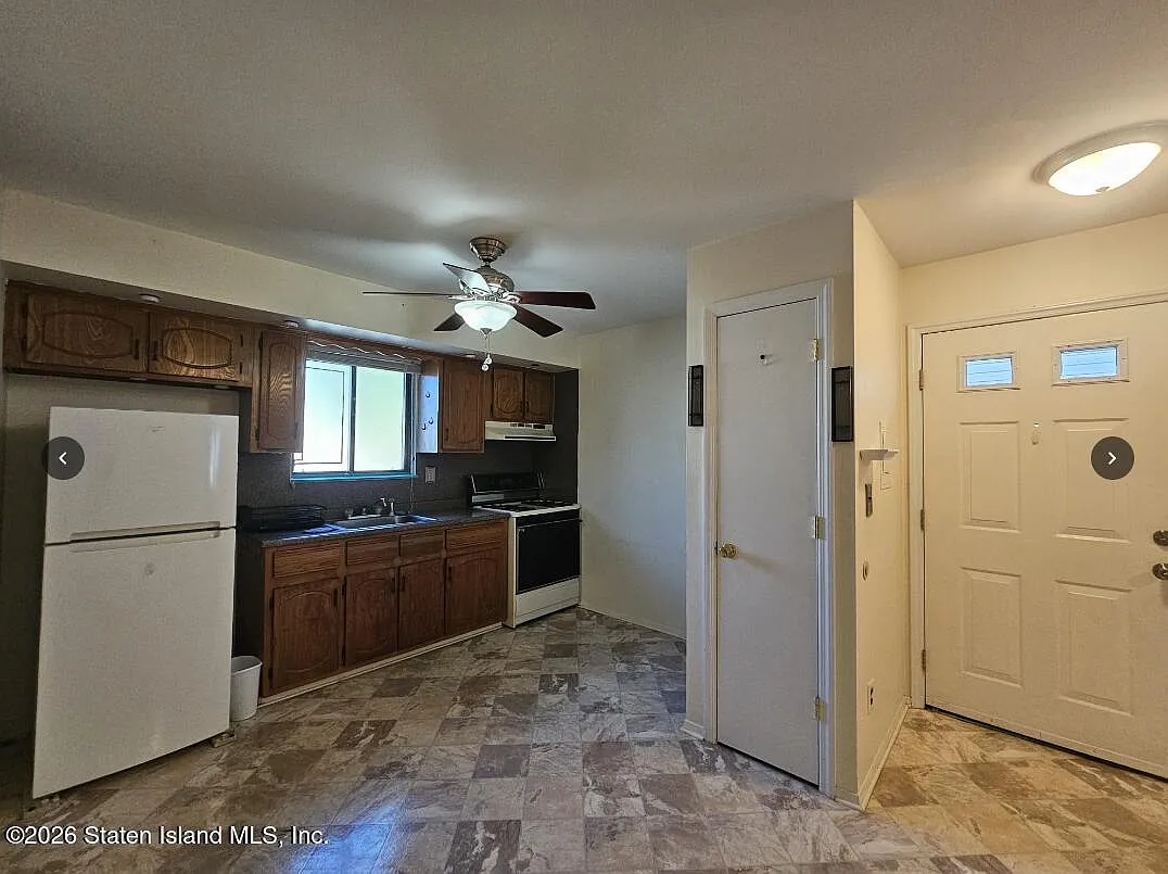 1 bed, 1.0 bath, 700 sqft, $1,700 — Photo 3