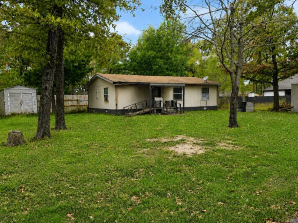 143 Chillacothe Trl, Mabank, TX 75156