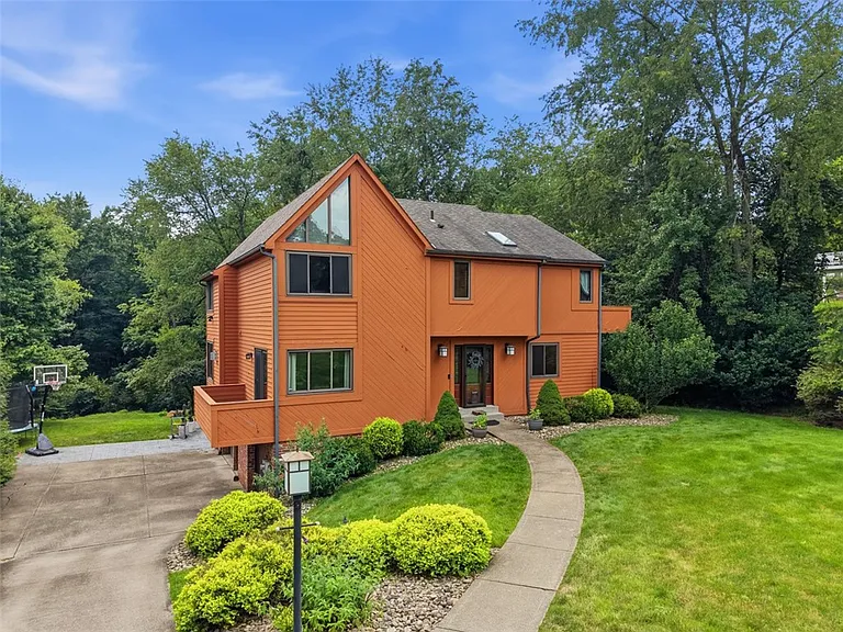 2533 Riva Ridge Ct — Photo 3