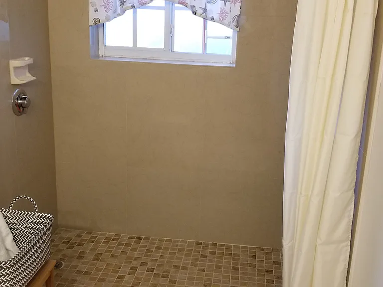 364 Payne Dr — Photo 12