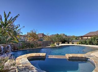 613 Lodge Creek Dr, New Braunfels, TX 78132