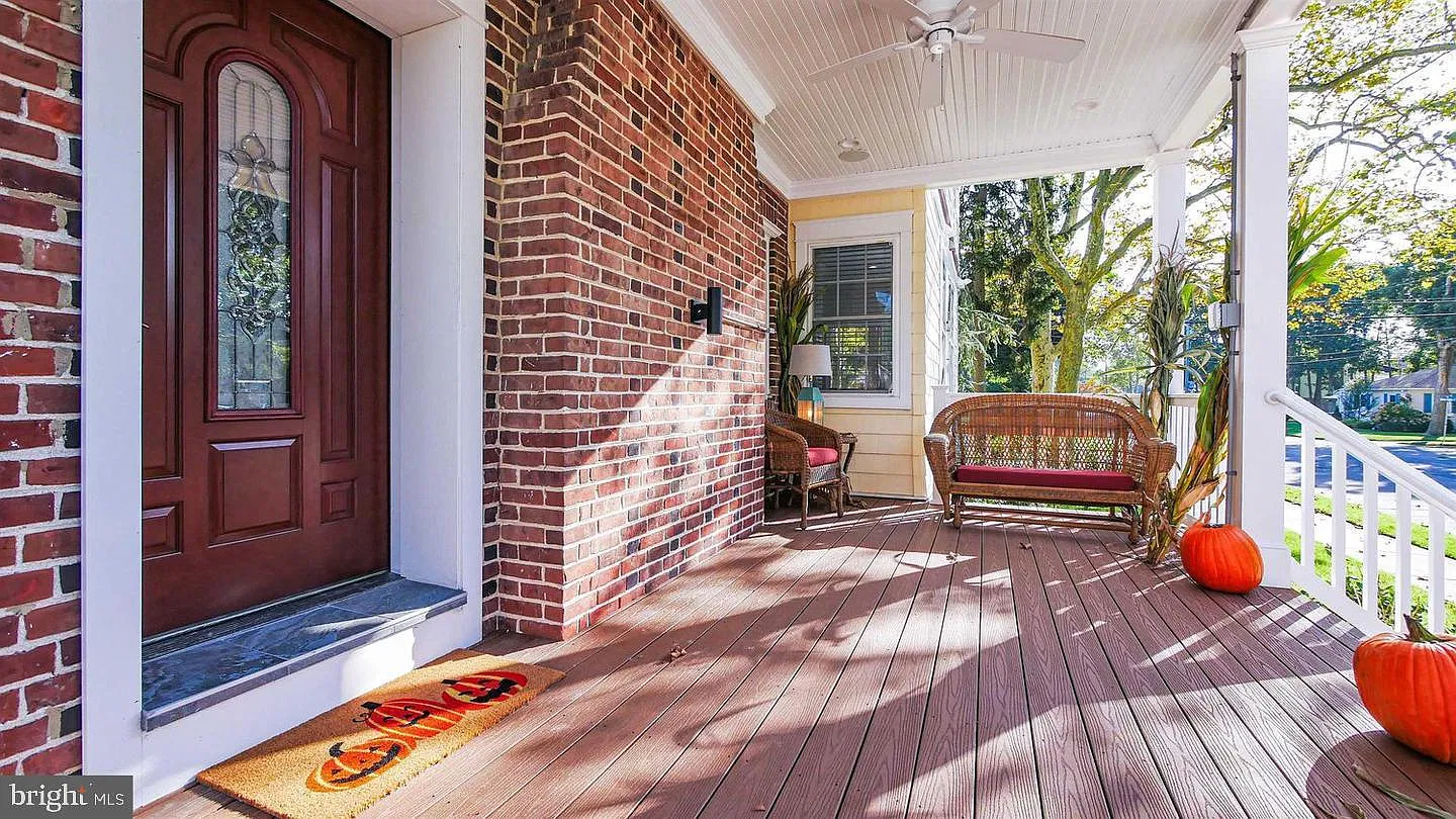 2 bed, 2.0 bath, 1144 sqft, $2,300 — Photo 4