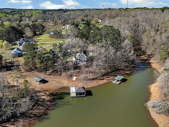 5th image of 1213 Williams Rd